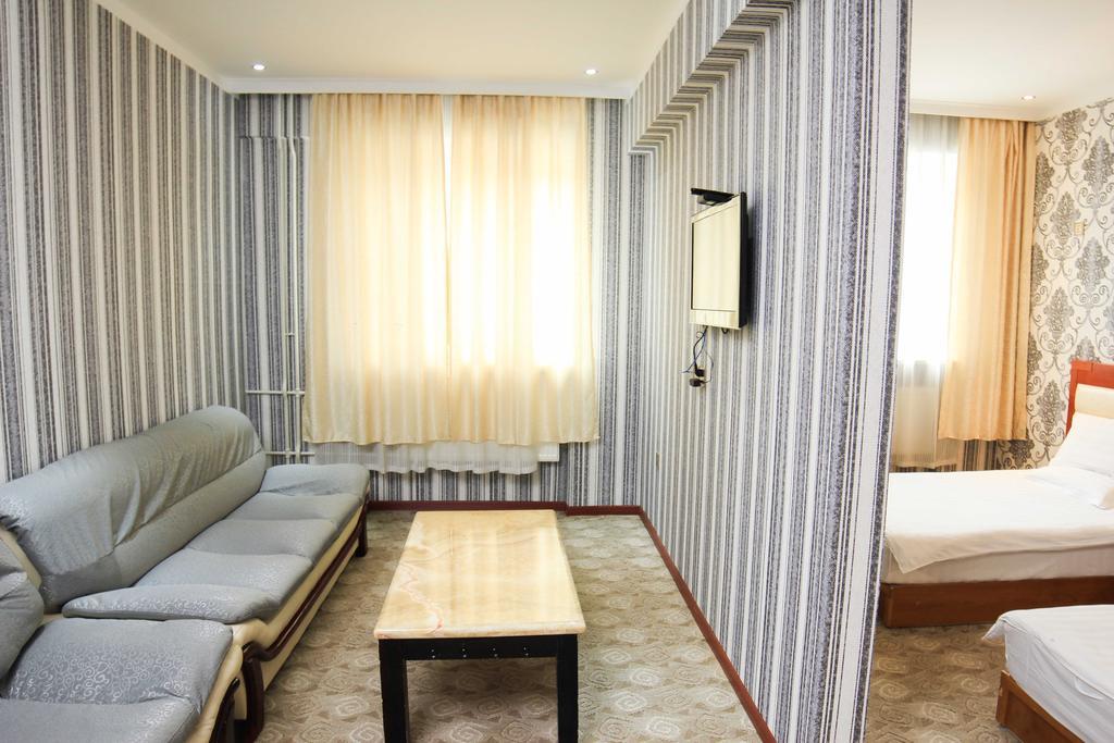 Guide Hotel Ulan Batur Oda fotoğraf